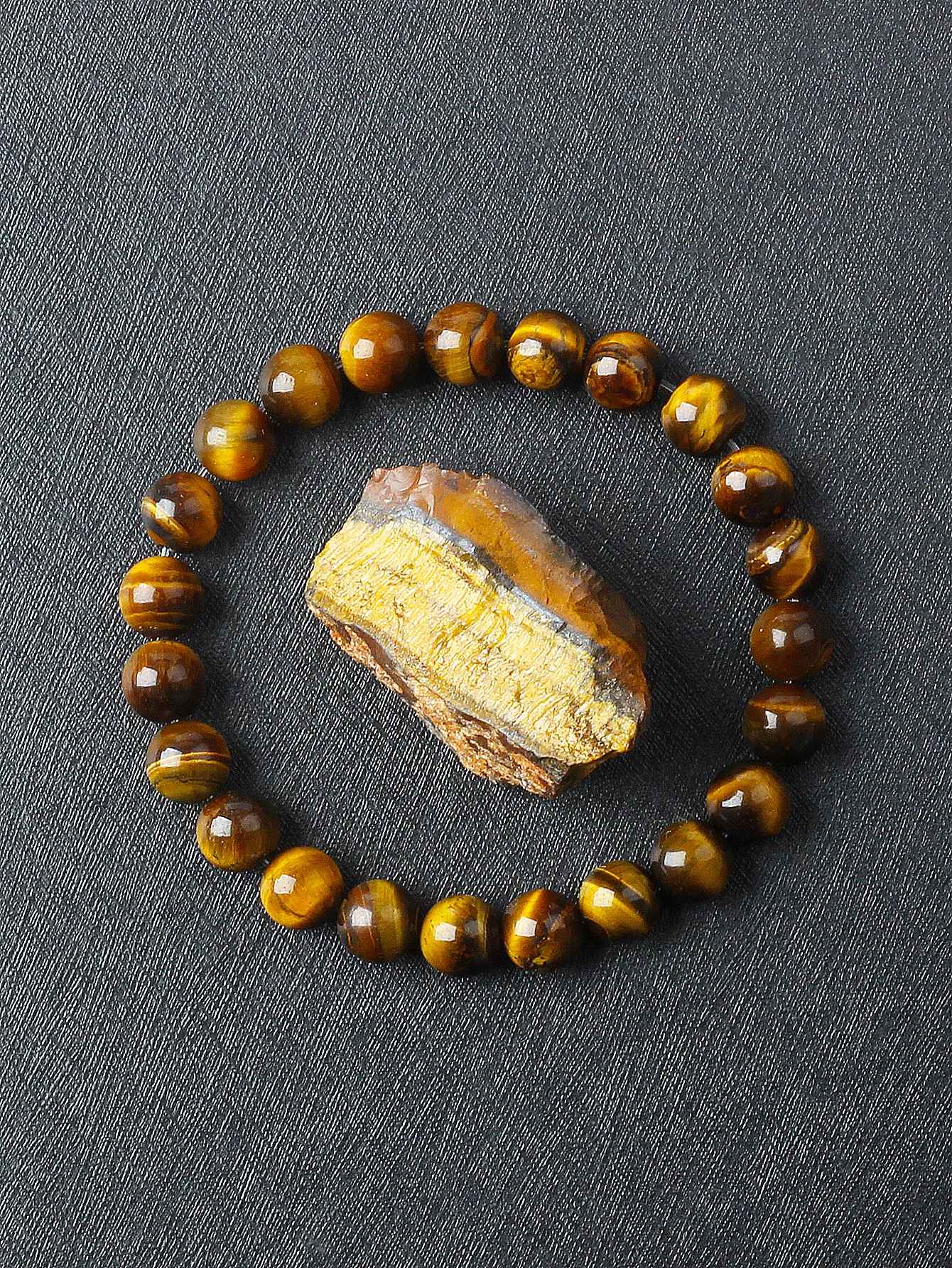 Lysira - Vashti Er Et Symbol På Styrke Og Trygghet.